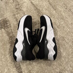 Nike Renew Ride 3 Sneakers